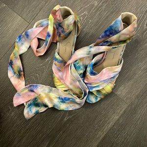 Beautiful pastel water colors for these Jessica Simpson bow tie thick heel.